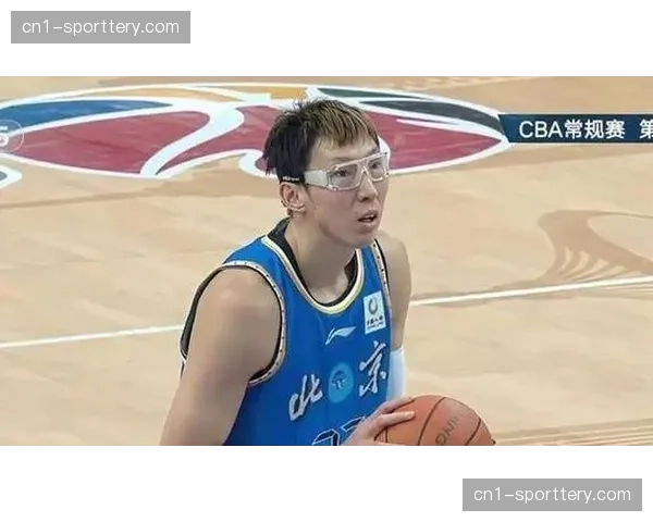 北京四连胜内线统治力 周琦麦基双塔构建防守体系 北京四连胜内线统治力 周琦麦基双塔构建防守体系